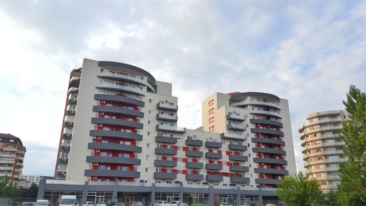 Elias Central Apartment - 2 Bedrooms & Free Parking Oradea Εξωτερικό φωτογραφία